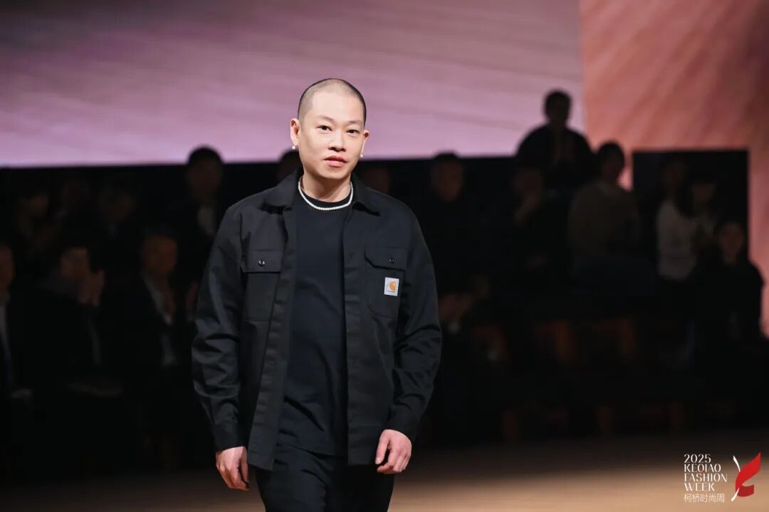 2025柯橋時(shí)尚周（秋季）啟幕！十年織夢(mèng)，時(shí)尚共鳴&ldquo;洄響&rdquo;千年紡都