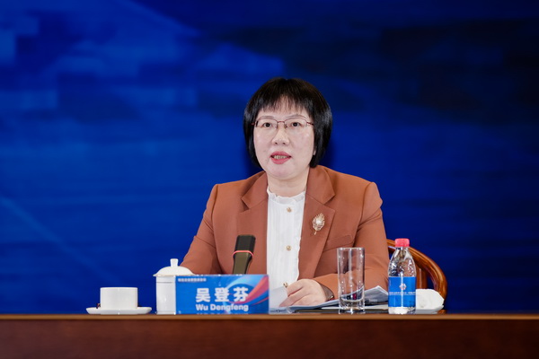 開放競合 共鏈未來--2025知名企業(yè)家圓桌會(huì)議擘畫紡織產(chǎn)業(yè)新格局