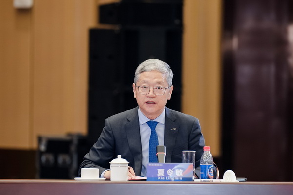 開放競合 共鏈未來--2025知名企業(yè)家圓桌會(huì)議擘畫紡織產(chǎn)業(yè)新格局