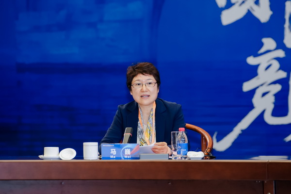 開放競合 共鏈未來--2025知名企業(yè)家圓桌會(huì)議擘畫紡織產(chǎn)業(yè)新格局