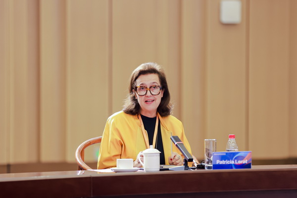 開放競合 共鏈未來--2025知名企業(yè)家圓桌會(huì)議擘畫紡織產(chǎn)業(yè)新格局