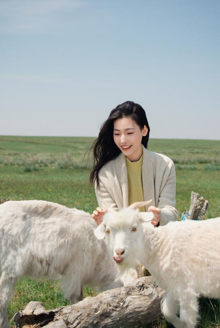 時(shí)尚潮 東莞造｜印象草原&ldquo;國家級羊絨服飾標(biāo)準(zhǔn)化試點(diǎn)項(xiàng)目&rdquo;正式揭牌