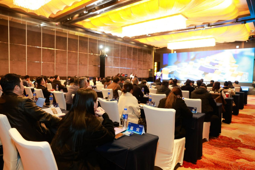 80余家企業(yè)赴會(huì)，簽約超4億元！三師這場(chǎng)在寧波舉行的推介會(huì)為何吸引力十足？