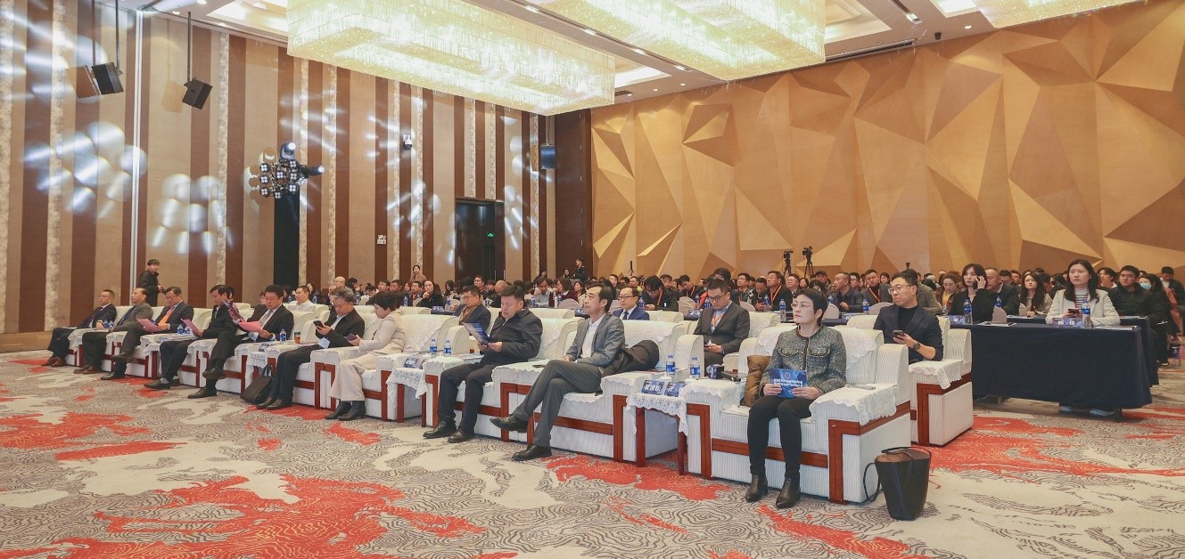 品質(zhì)立根 品牌揚(yáng)帆！2025 紡織服裝創(chuàng)新年會(huì)解鎖 &ldquo;以質(zhì)取勝、以牌興業(yè)&rdquo; 密碼