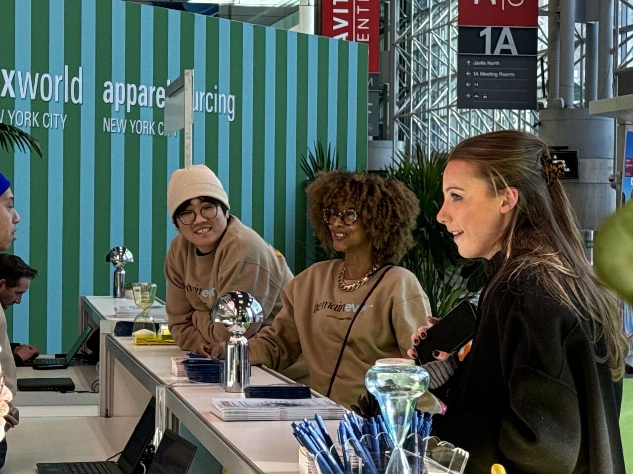 美國(guó)TEXWORLD服裝面料展紐約國(guó)際服裝采購展APP啟幕