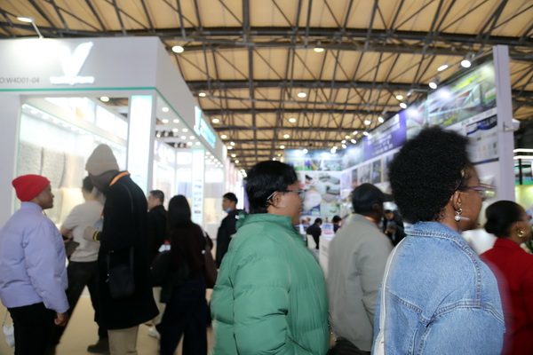 以變應(yīng)變 打開外貿(mào)新天地&mdash;&mdash;第34屆華東進(jìn)出口商品交易會(huì)盛大開幕