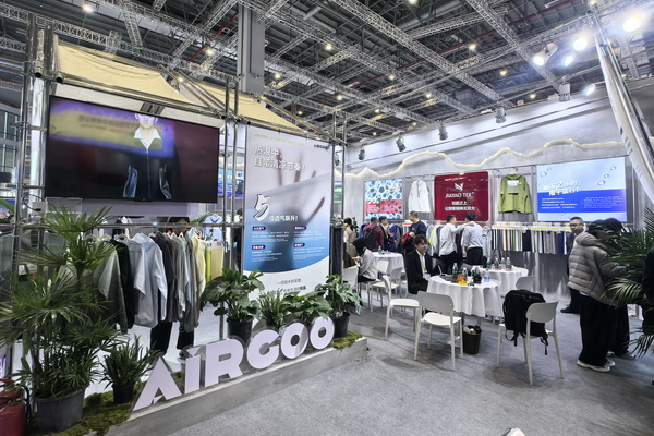  動態(tài)透氣科技｜嘉耀紡織用創(chuàng)新詮釋功能性面料新高度